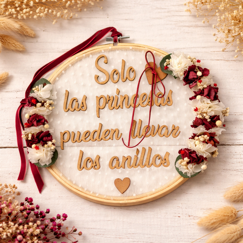 Bastidor porta alianzas princesas